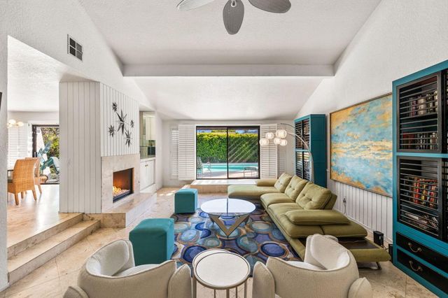 1385 E Via Escuela, Palm Springs, CA 92262