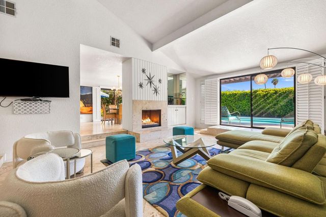 1385 E Via Escuela, Palm Springs, CA 92262