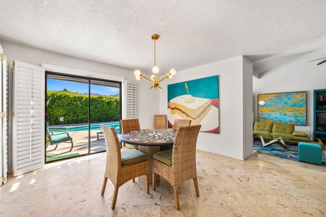 1385 E Via Escuela, Palm Springs, CA 92262