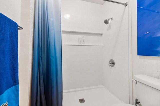 1385 E Via Escuela, Palm Springs, CA 92262