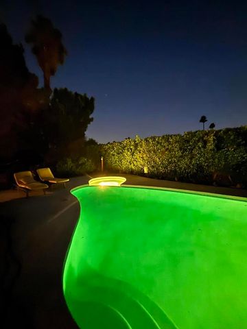 1385 E Via Escuela, Palm Springs, CA 92262