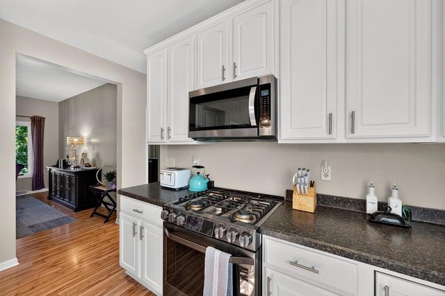 5780 Stefanie WAY, Caledonia, WI 53108