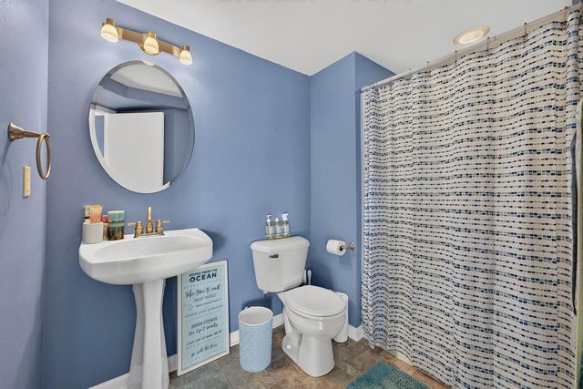 5780 Stefanie WAY, Caledonia, WI 53108