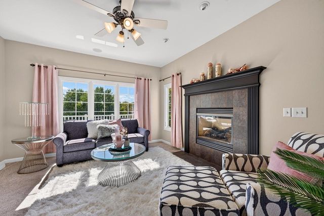 5780 Stefanie WAY, Caledonia, WI 53108