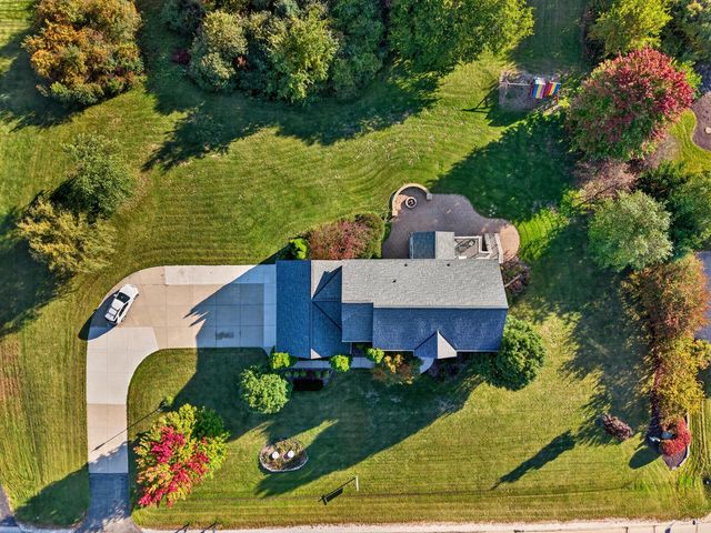 5780 Stefanie WAY, Caledonia, WI 53108