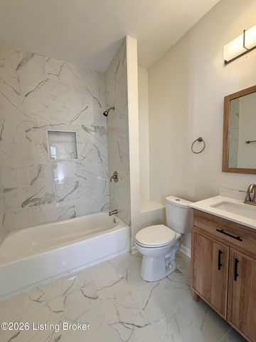 666 Curry Ct, Louisville, KY 40211