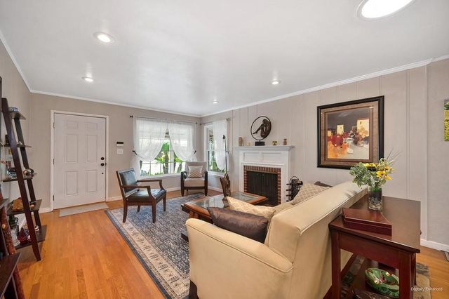 630 51st St, Sacramento, CA 95819