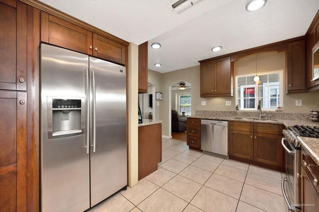 630 51st St, Sacramento, CA 95819