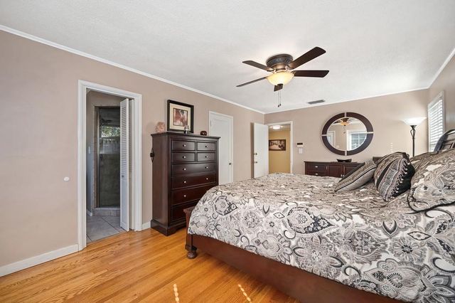 630 51st St, Sacramento, CA 95819