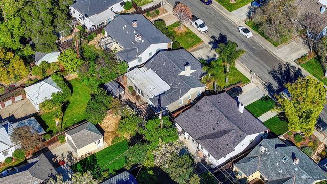 630 51st St, Sacramento, CA 95819