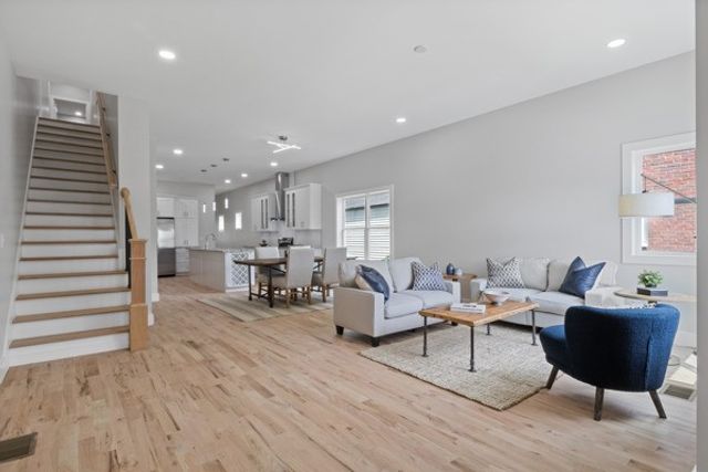 2409A 14th Ave, N, Nashville, TN 37208