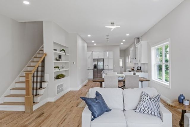 2409A 14th Ave, N, Nashville, TN 37208