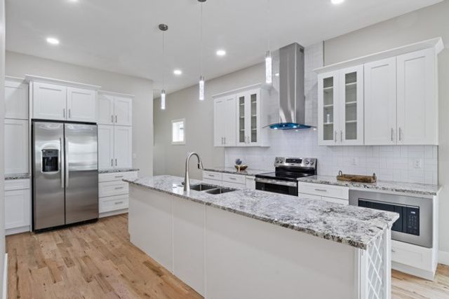 2409A 14th Ave, N, Nashville, TN 37208