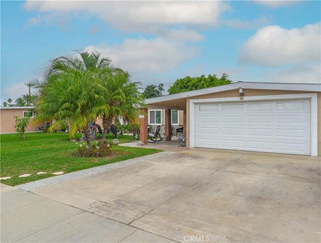 2333 S Shelton Street, Santa Ana, CA 92707