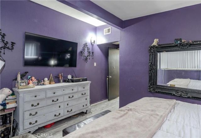 2333 S Shelton Street, Santa Ana, CA 92707