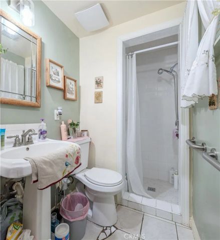 2333 S Shelton Street, Santa Ana, CA 92707