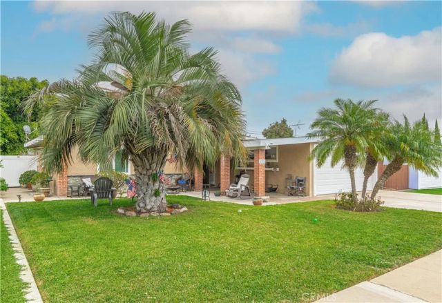 2333 S Shelton Street, Santa Ana, CA 92707
