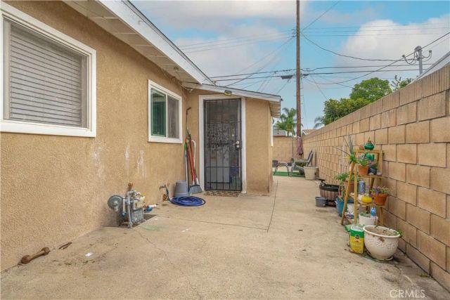 2333 S Shelton Street, Santa Ana, CA 92707