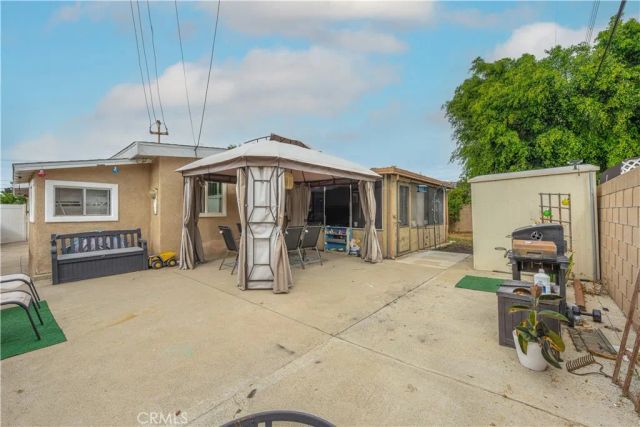 2333 S Shelton Street, Santa Ana, CA 92707