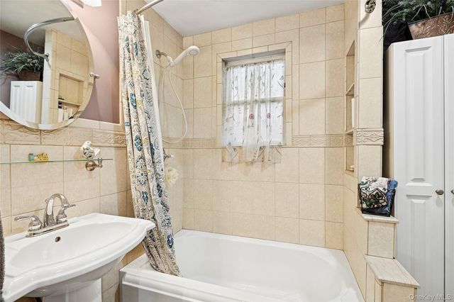 147 Brookside Avenue, North Babylon, NY 11703