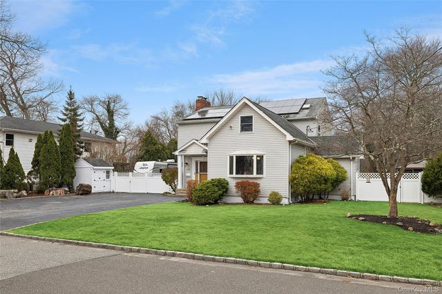 147 Brookside Avenue, North Babylon, NY 11703