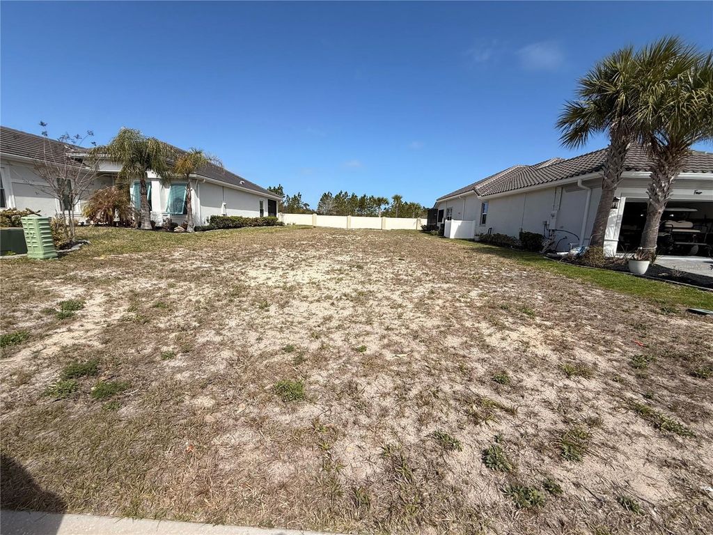 Image 2 of property listing at 6 DEL PALMA DRIVE, Palm Coast, FL 32137