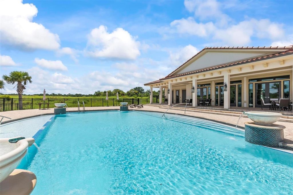 Image 11 of property listing at 6 DEL PALMA DRIVE, Palm Coast, FL 32137