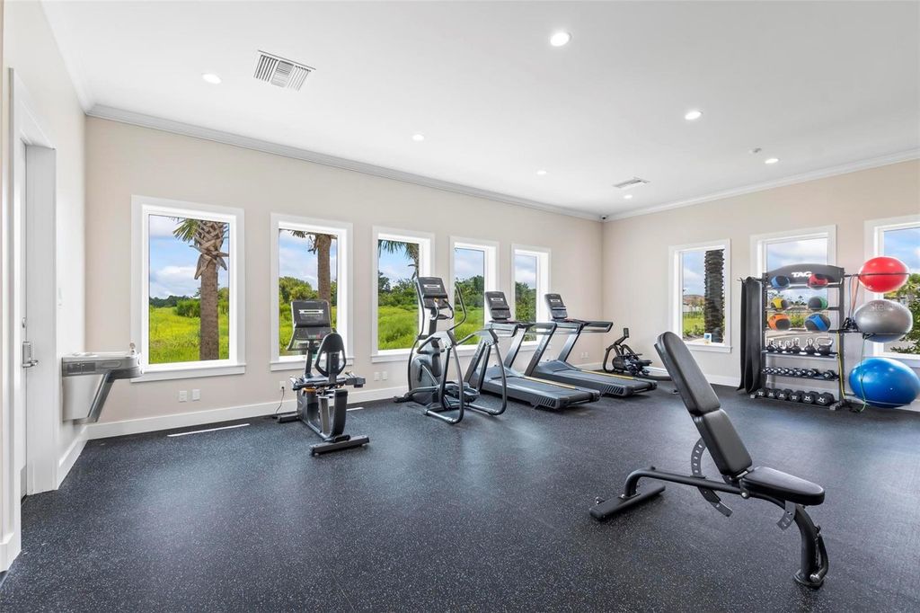 Image 40 of property listing at 6 DEL PALMA DRIVE, Palm Coast, FL 32137