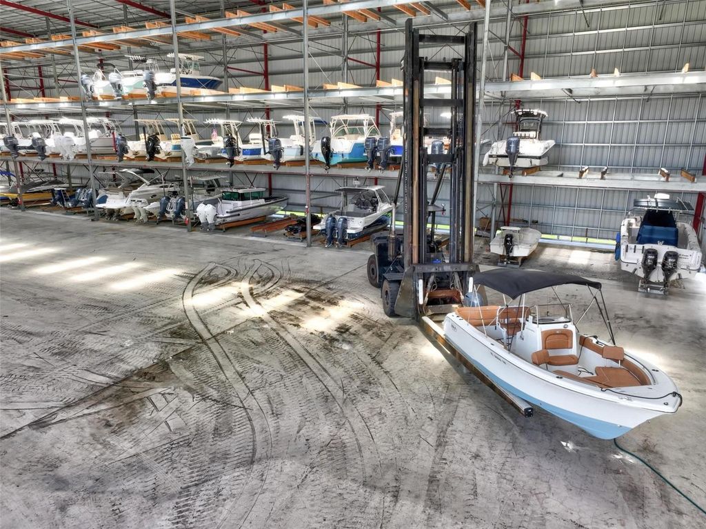 Image 41 of property listing at 6 DEL PALMA DRIVE, Palm Coast, FL 32137