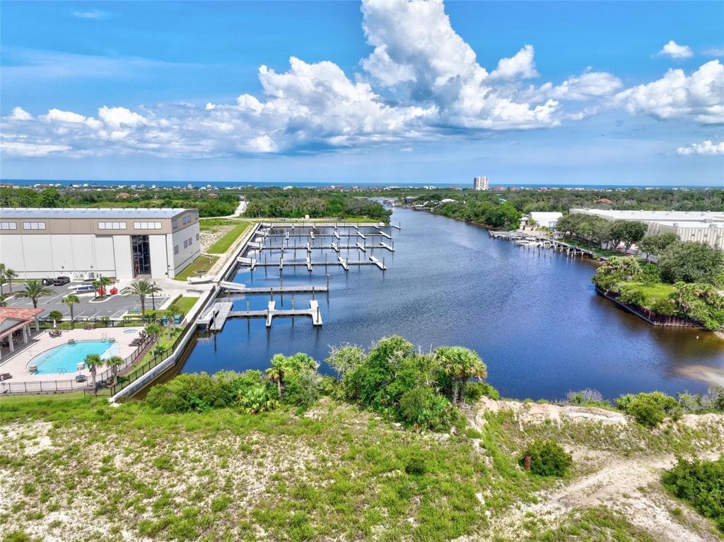 Image 59 of property listing at 6 DEL PALMA DRIVE, Palm Coast, FL 32137