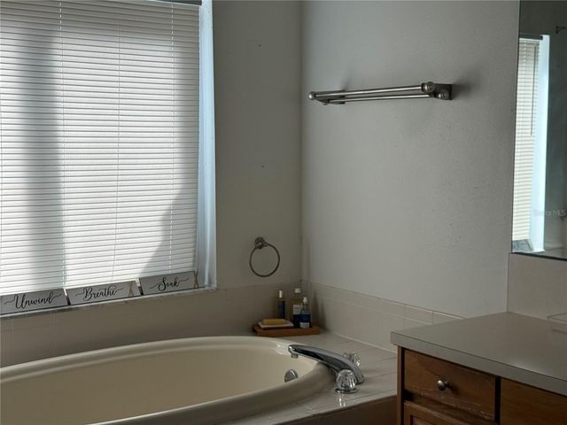 4528 RIVER CLOSE BOULEVARD, Valrico, FL 33596