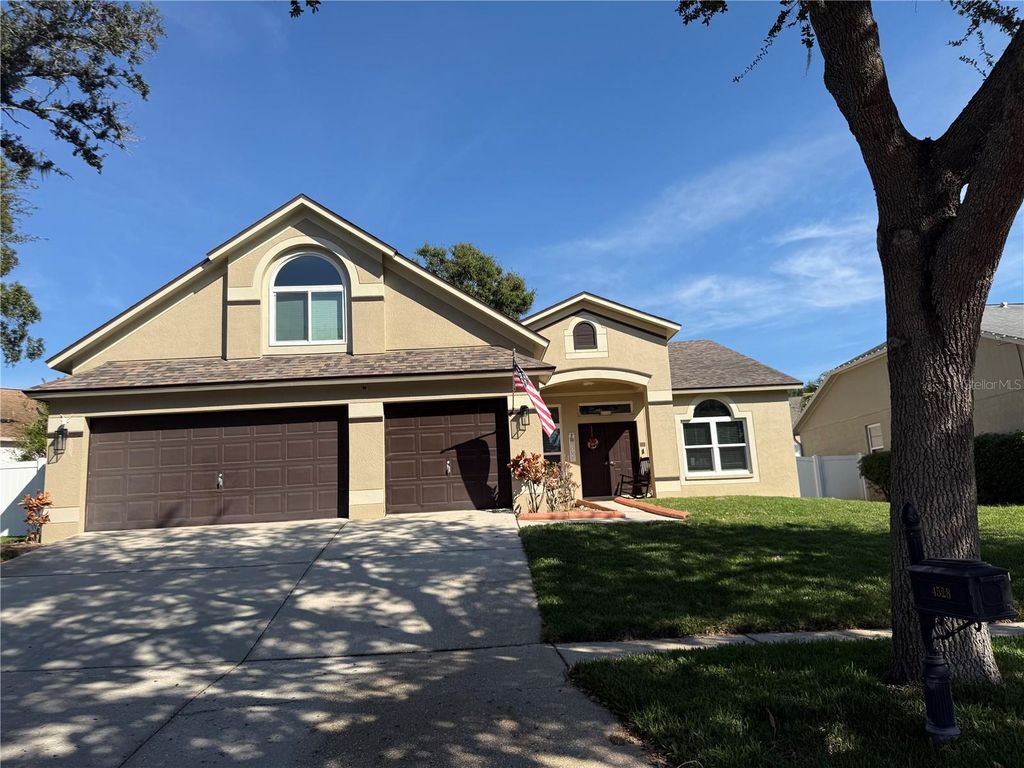 4528 RIVER CLOSE BOULEVARD, Valrico, FL 33596