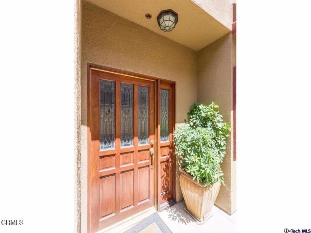 2469 Montrose Avenue E, Montrose, CA 91020