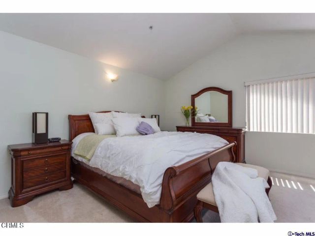 2469 Montrose Avenue E, Montrose, CA 91020