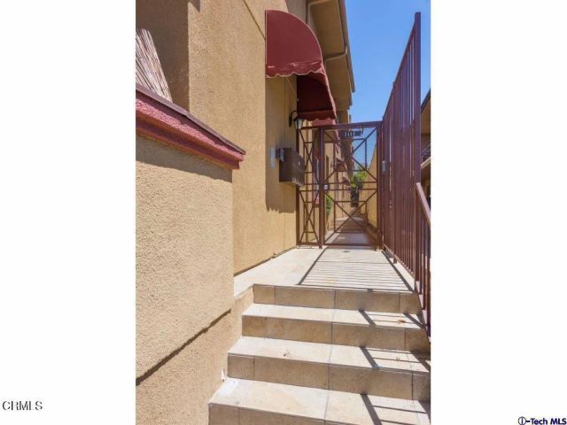 2469 Montrose Avenue E, Montrose, CA 91020