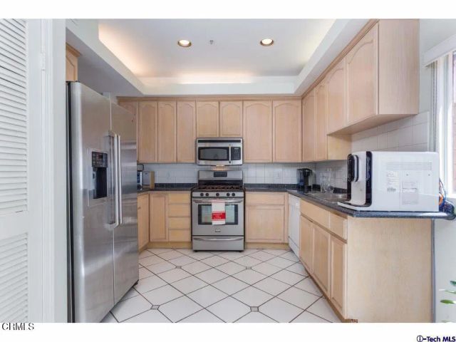 2469 Montrose Avenue E, Montrose, CA 91020