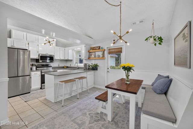 418 Dogwood Lane, Wilmington, NC 28409