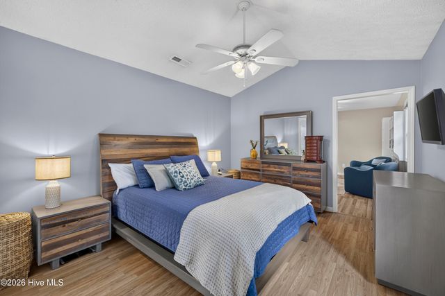 418 Dogwood Lane, Wilmington, NC 28409