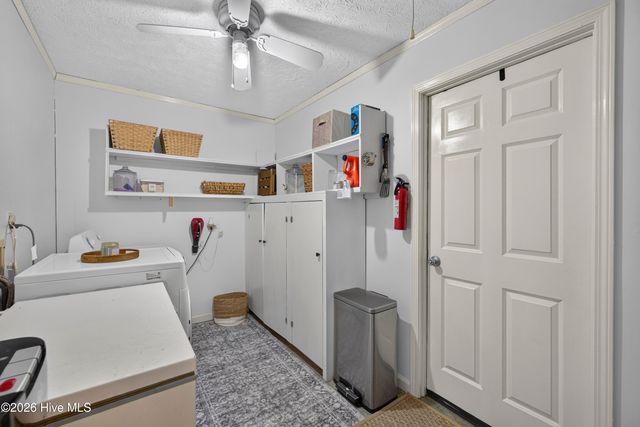 418 Dogwood Lane, Wilmington, NC 28409
