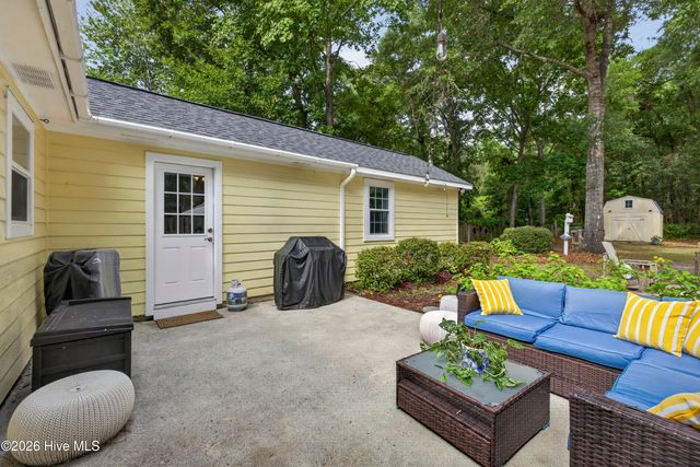 418 Dogwood Lane, Wilmington, NC 28409