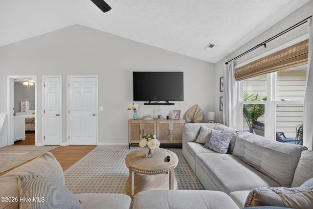 418 Dogwood Lane, Wilmington, NC 28409