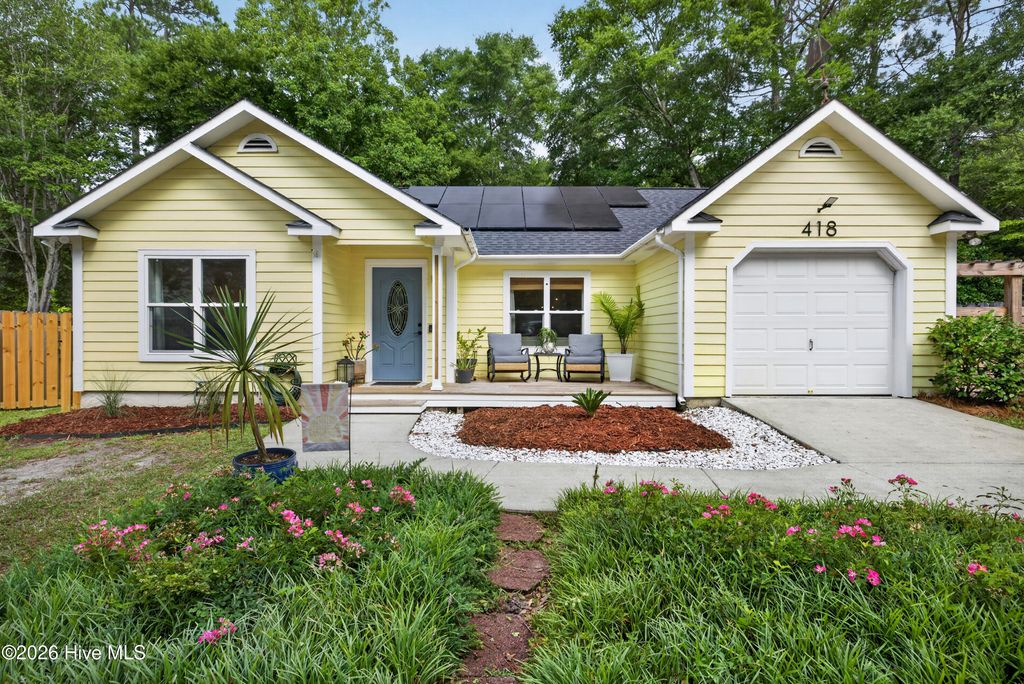 418 Dogwood Lane, Wilmington, NC 28409