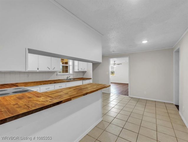 21703 Smokey Lane, Howe, OK 74940