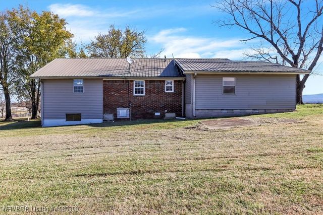 21703 Smokey Lane, Howe, OK 74940