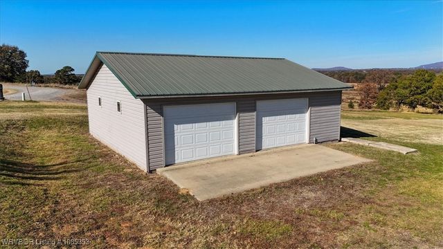 21703 Smokey Lane, Howe, OK 74940