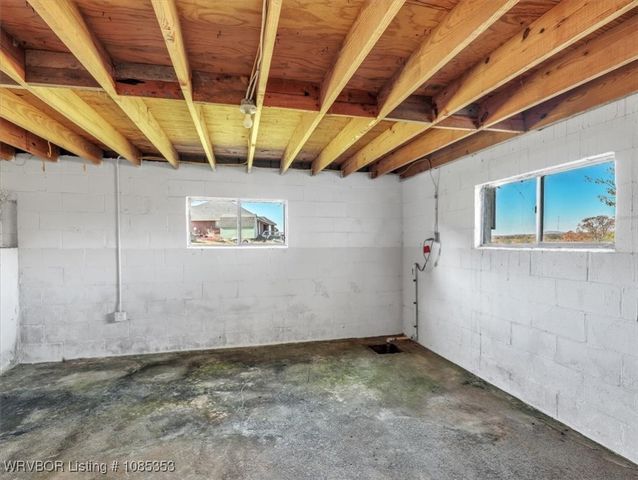 21703 Smokey Lane, Howe, OK 74940