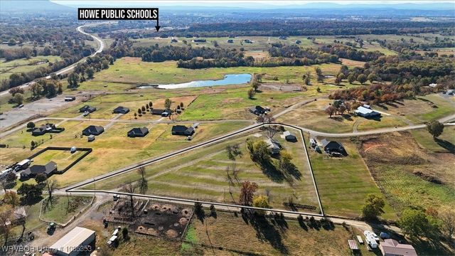 21703 Smokey Lane, Howe, OK 74940