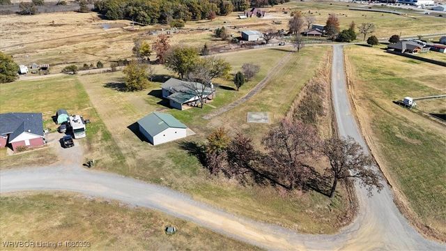 21703 Smokey Lane, Howe, OK 74940