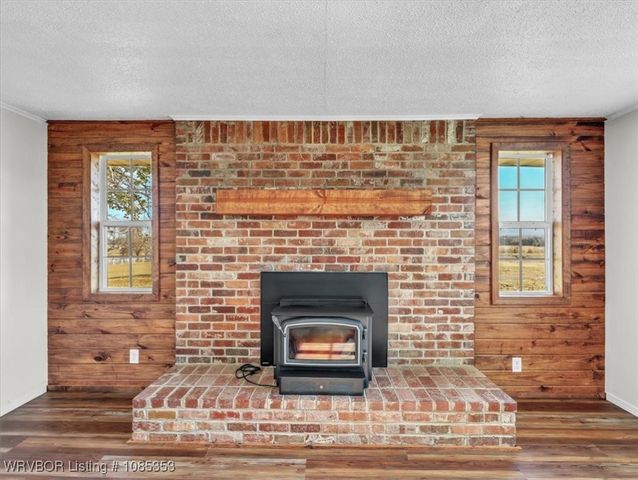 21703 Smokey Lane, Howe, OK 74940