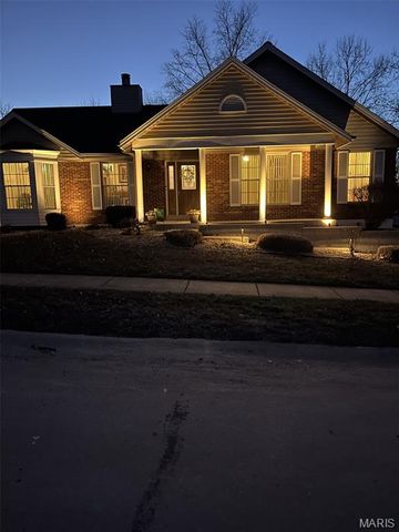 4925 Lowndes Drive, Mehlville, MO 63129